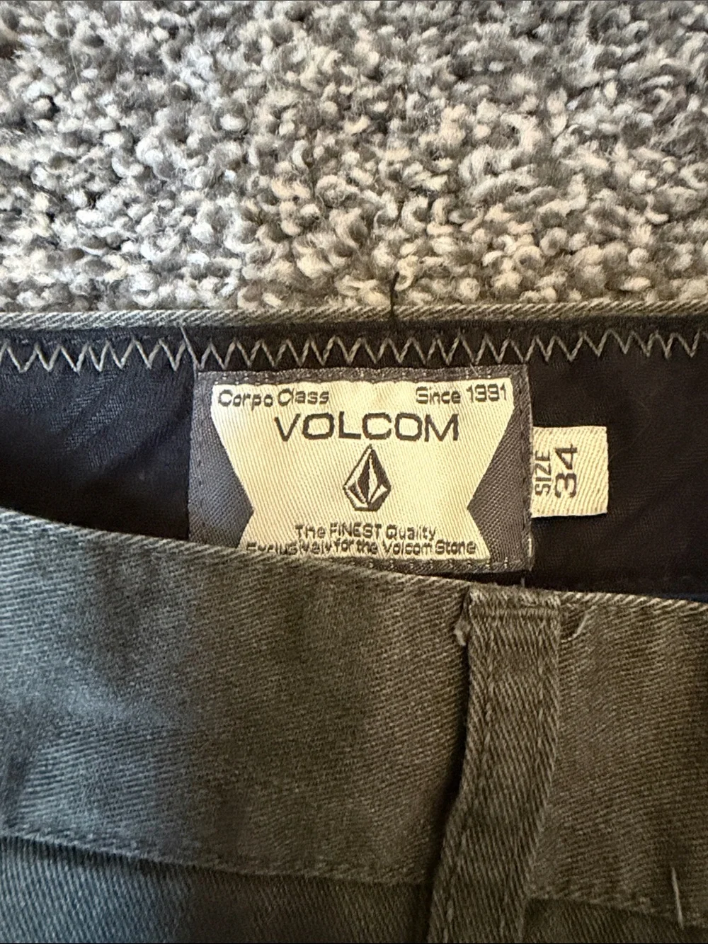Volcom clean flat